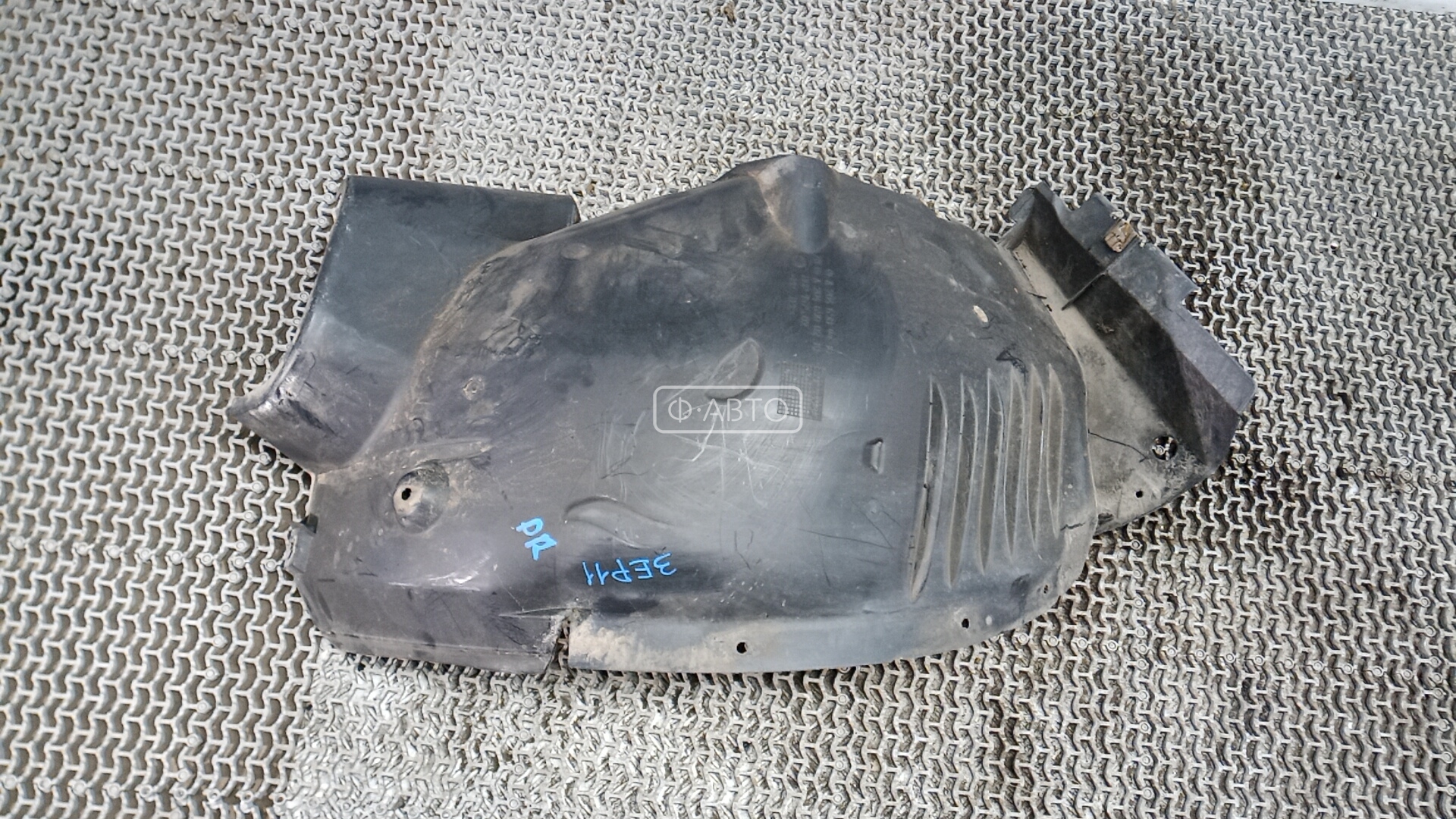 Защита арок (защита крыла, подкрылок) передняя правая