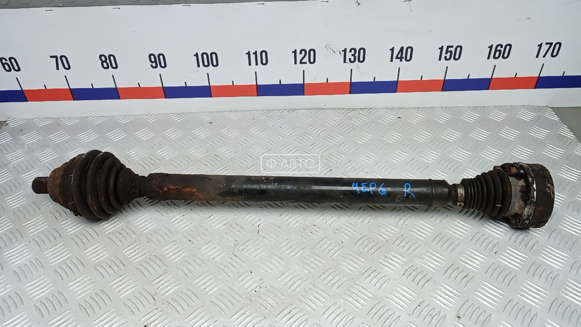 Привод передний правый