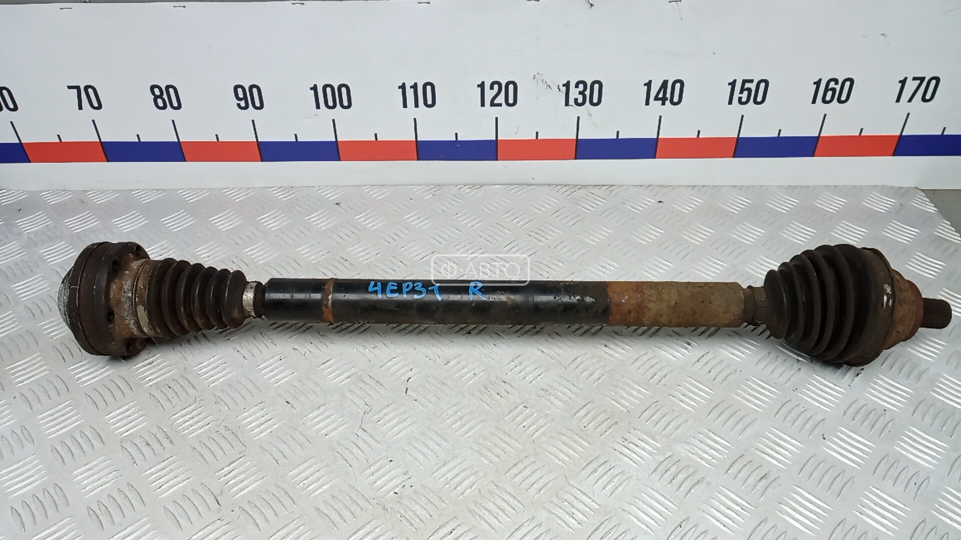 Привод передний правый