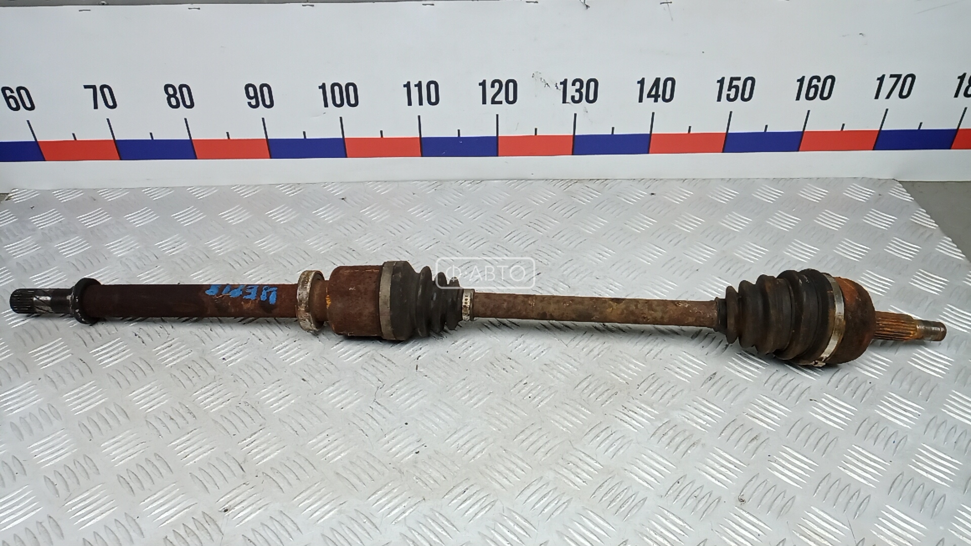 Привод передний правый