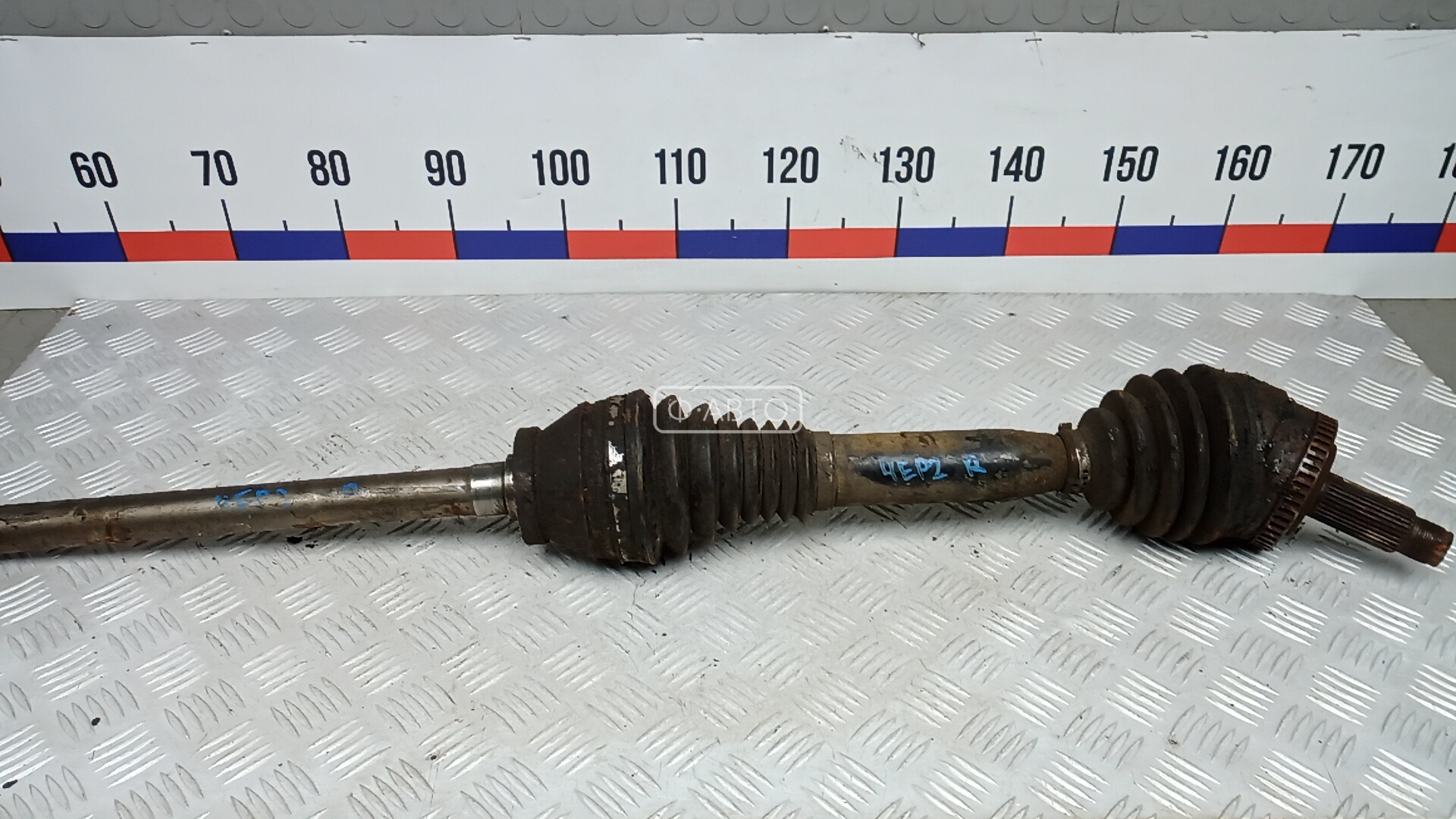 Привод передний правый