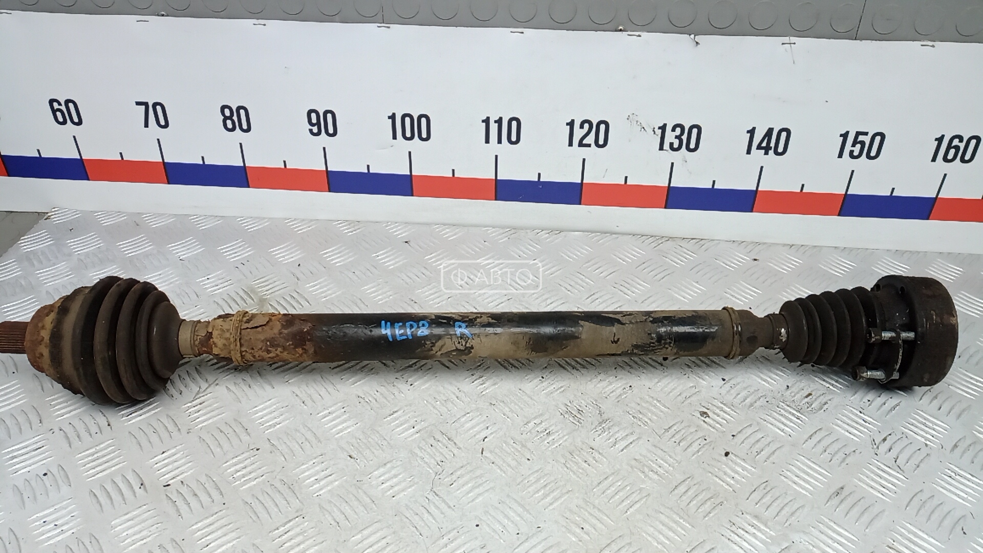 Привод передний правый