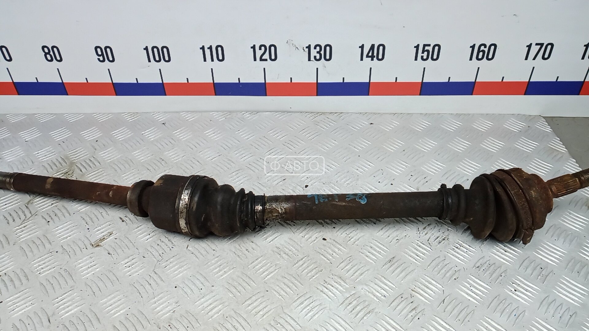 Привод передний правый