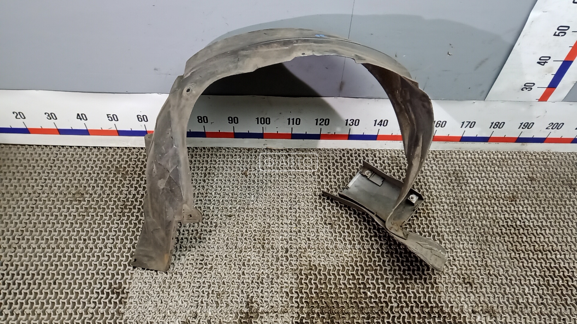 Защита арок (защита крыла, подкрылок) передняя правая