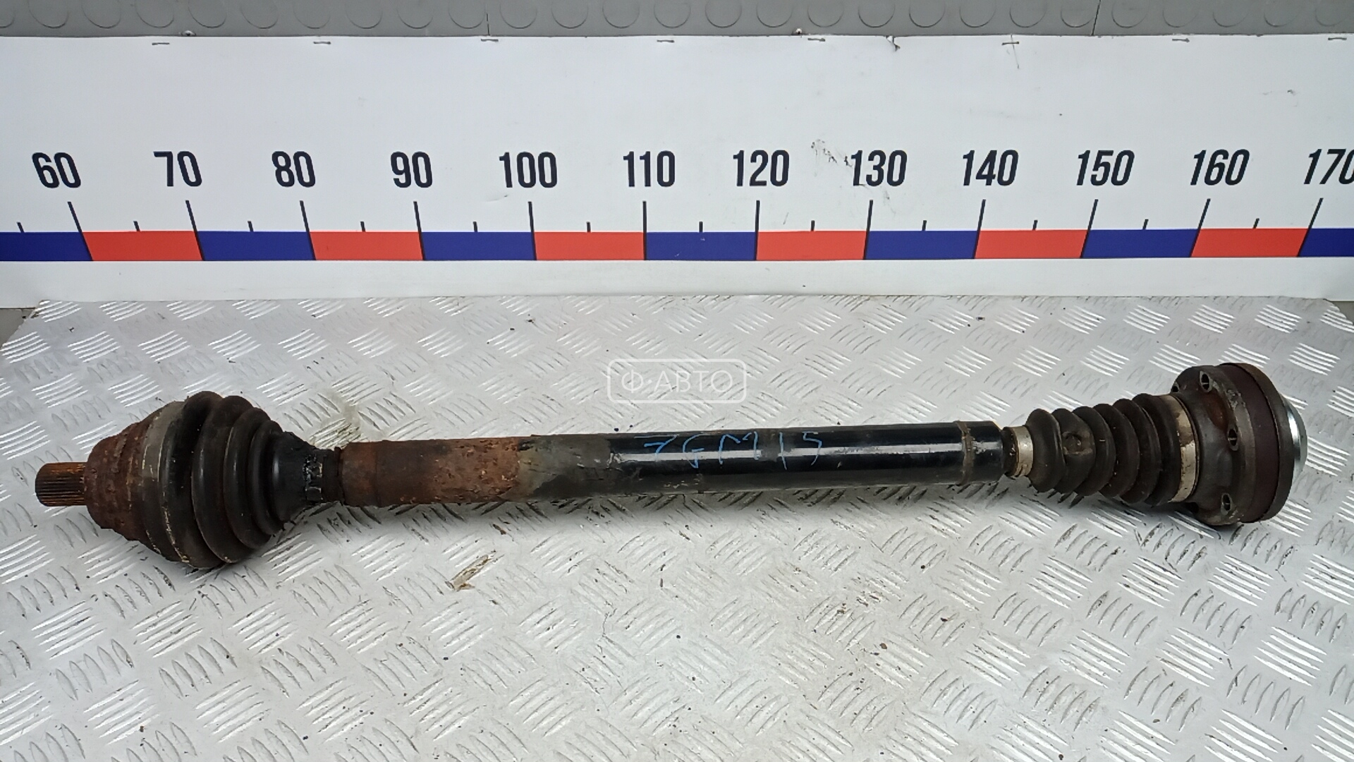 Привод передний правый