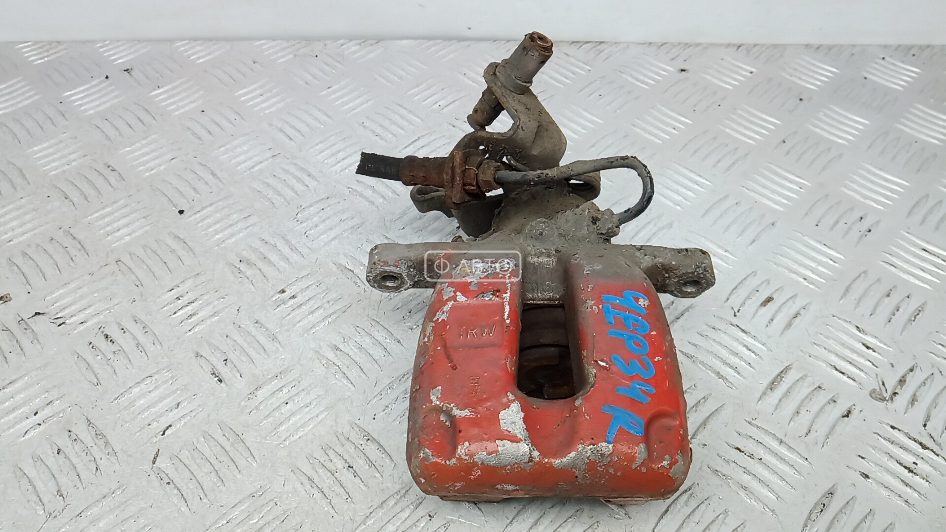 Суппорт тормозной задний правый