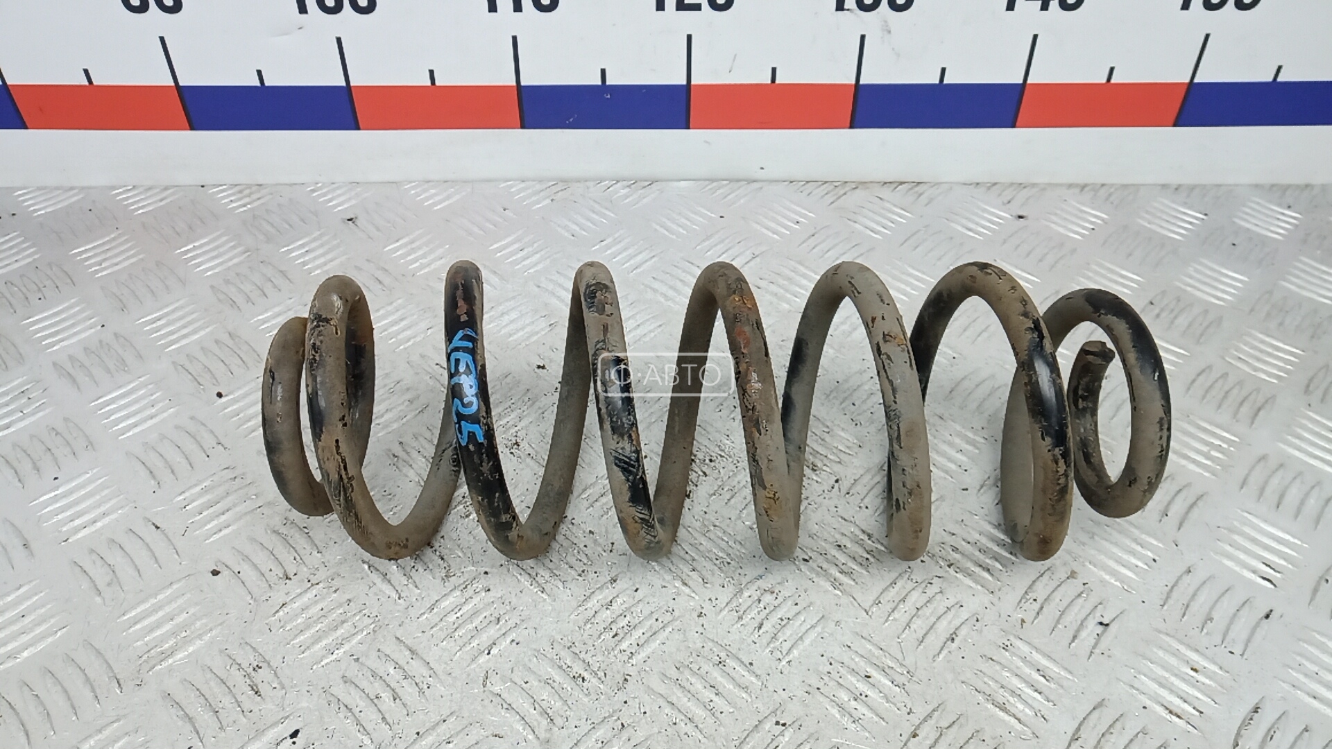 Пружина задняя