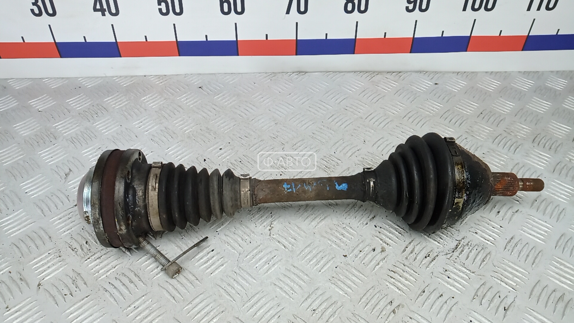 Привод передний левый