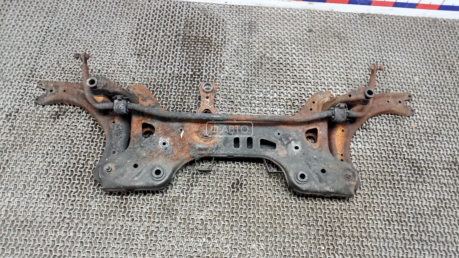 Балка подвески передняя