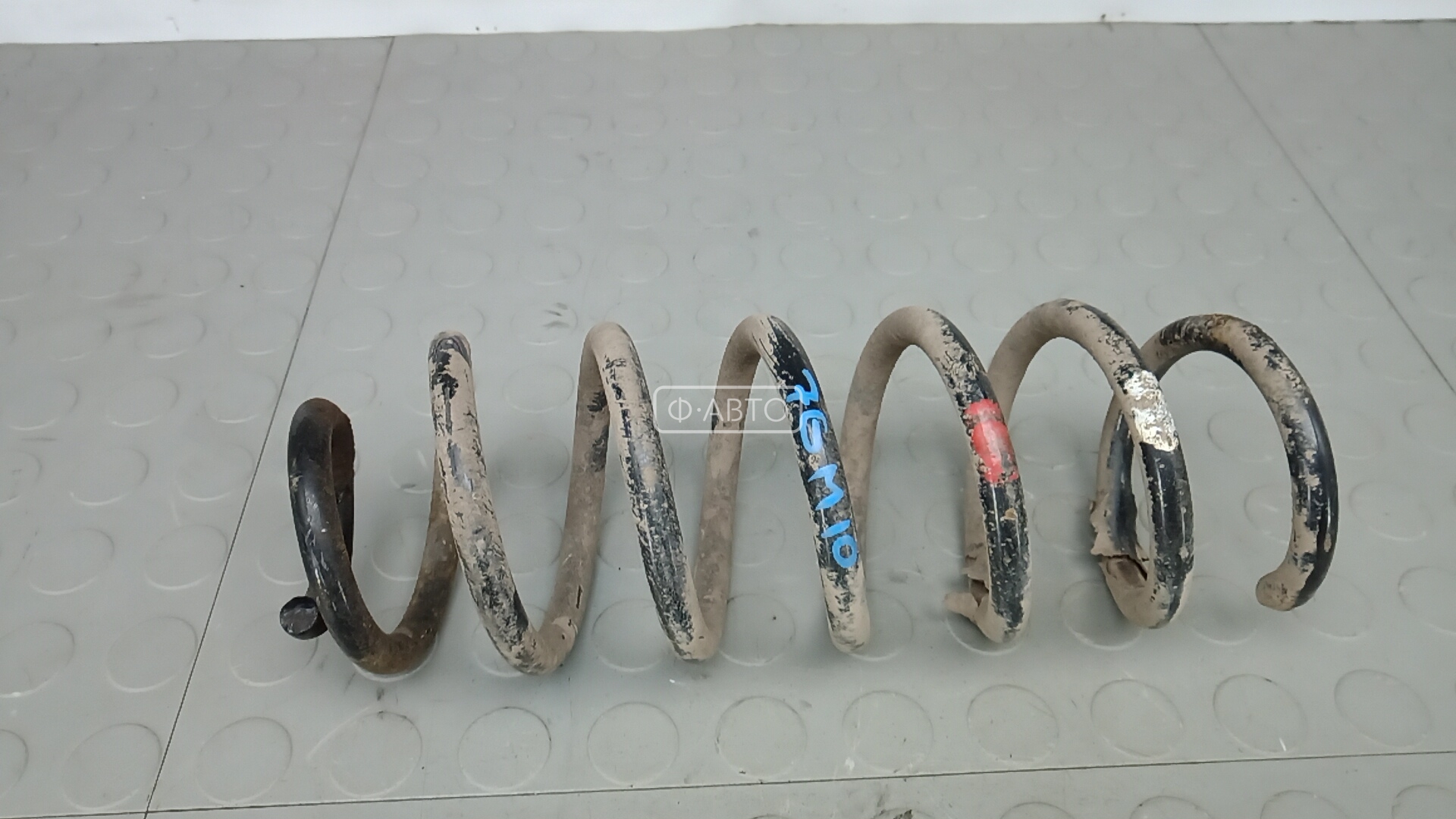 Пружина задняя