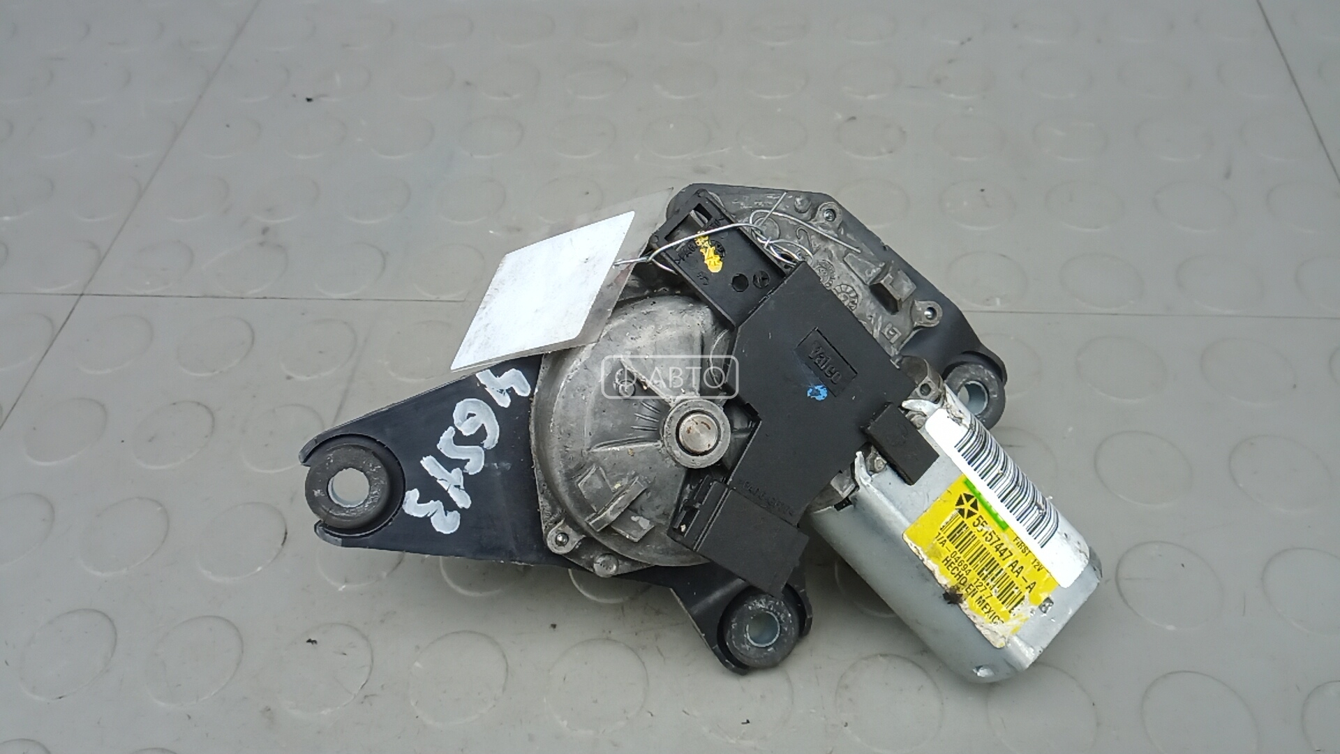 Моторчик стеклоочиcтителя 3-5