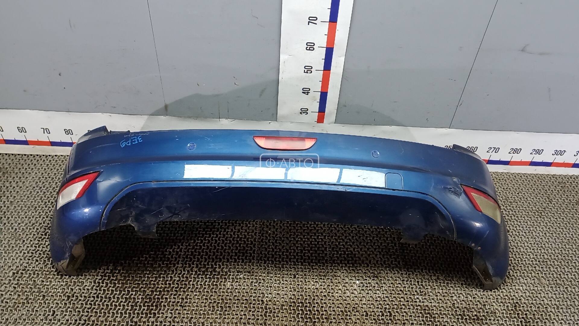 Бампер задний