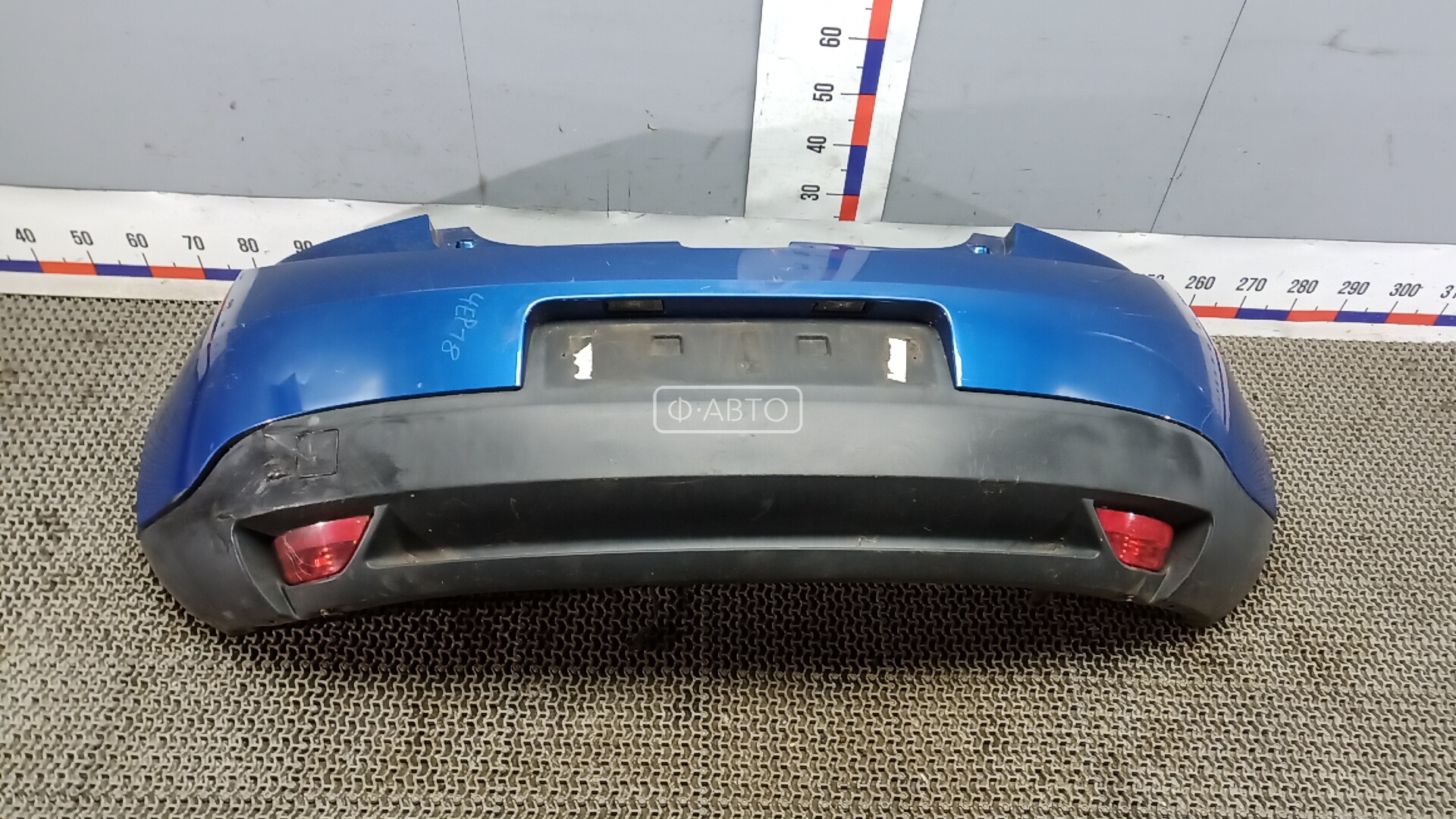 Бампер задний