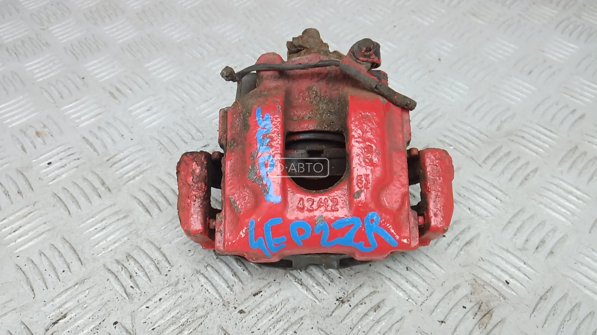 Суппорт тормозной задний правый