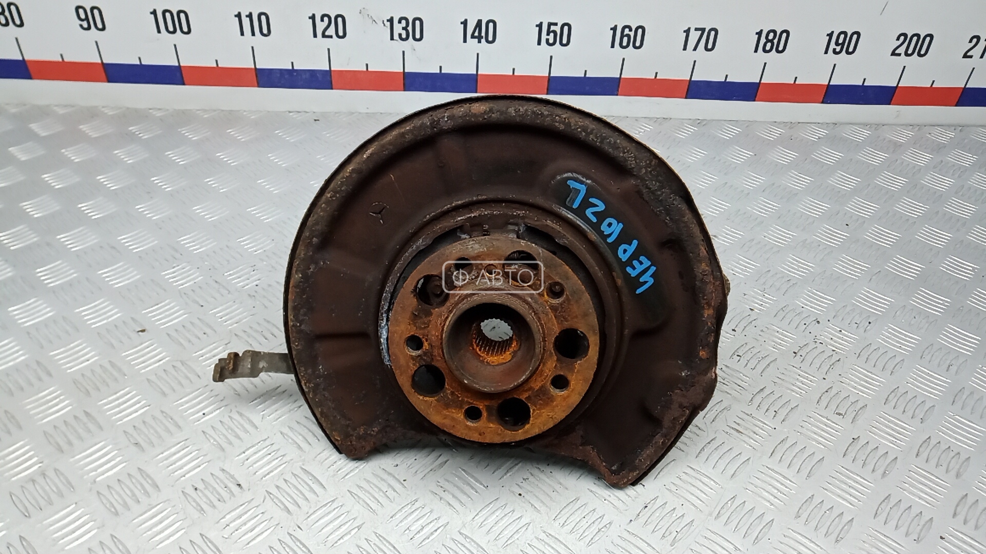 Ступица задняя левая