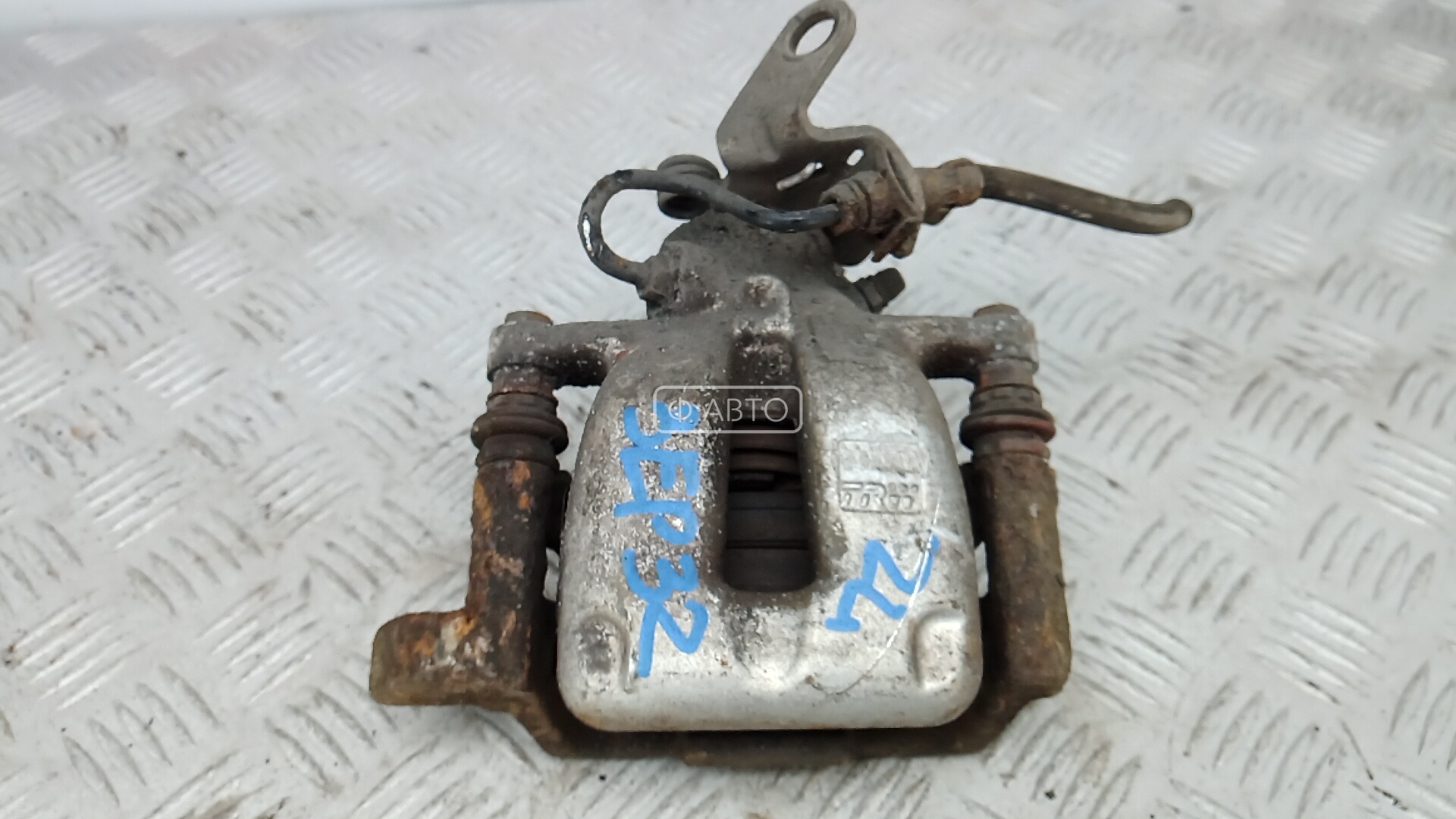 Суппорт тормозной задний левый