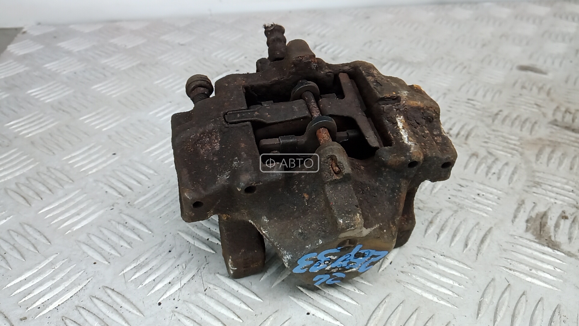 Суппорт тормозной задний левый