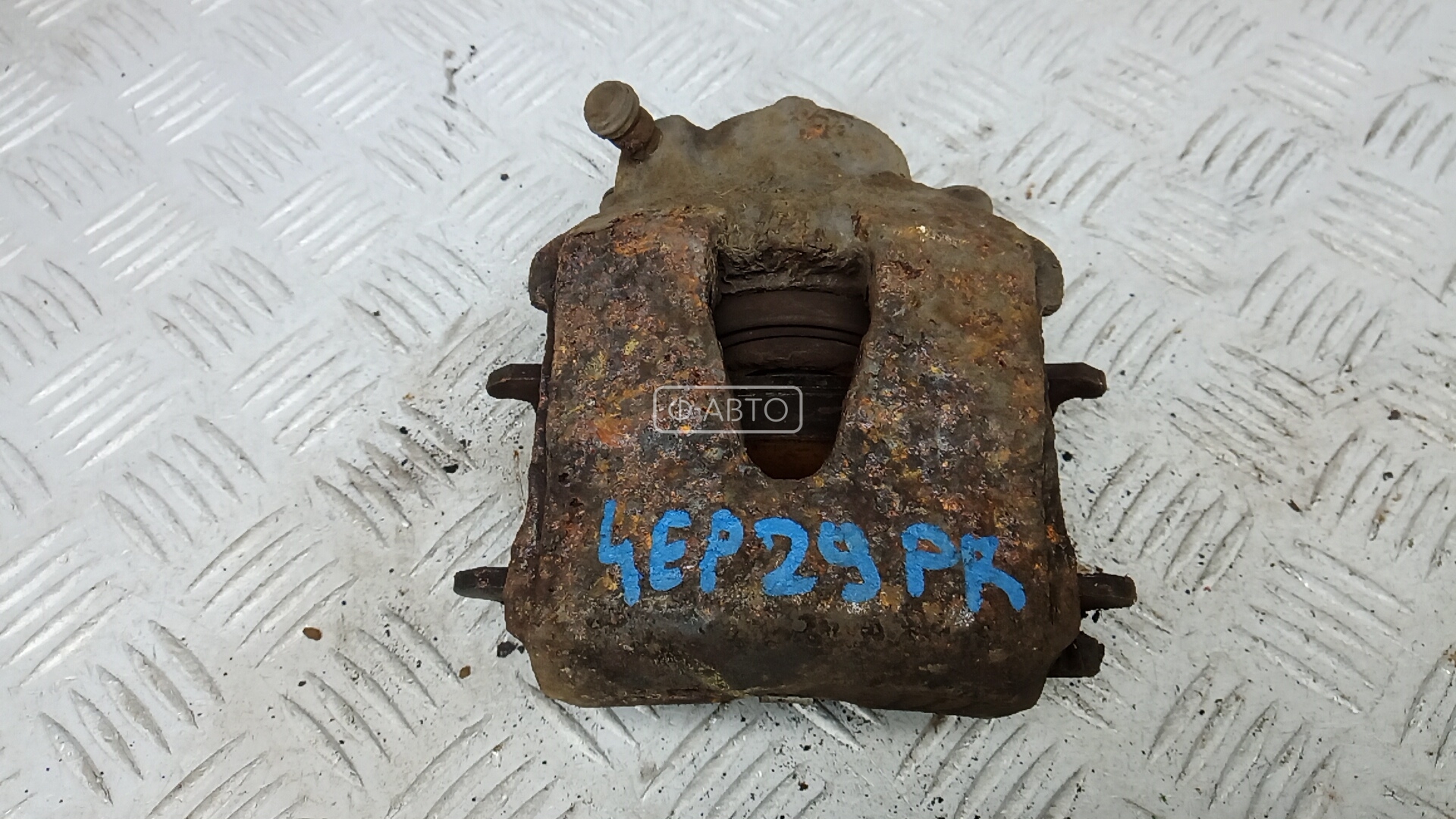 Суппорт тормозной передний правый