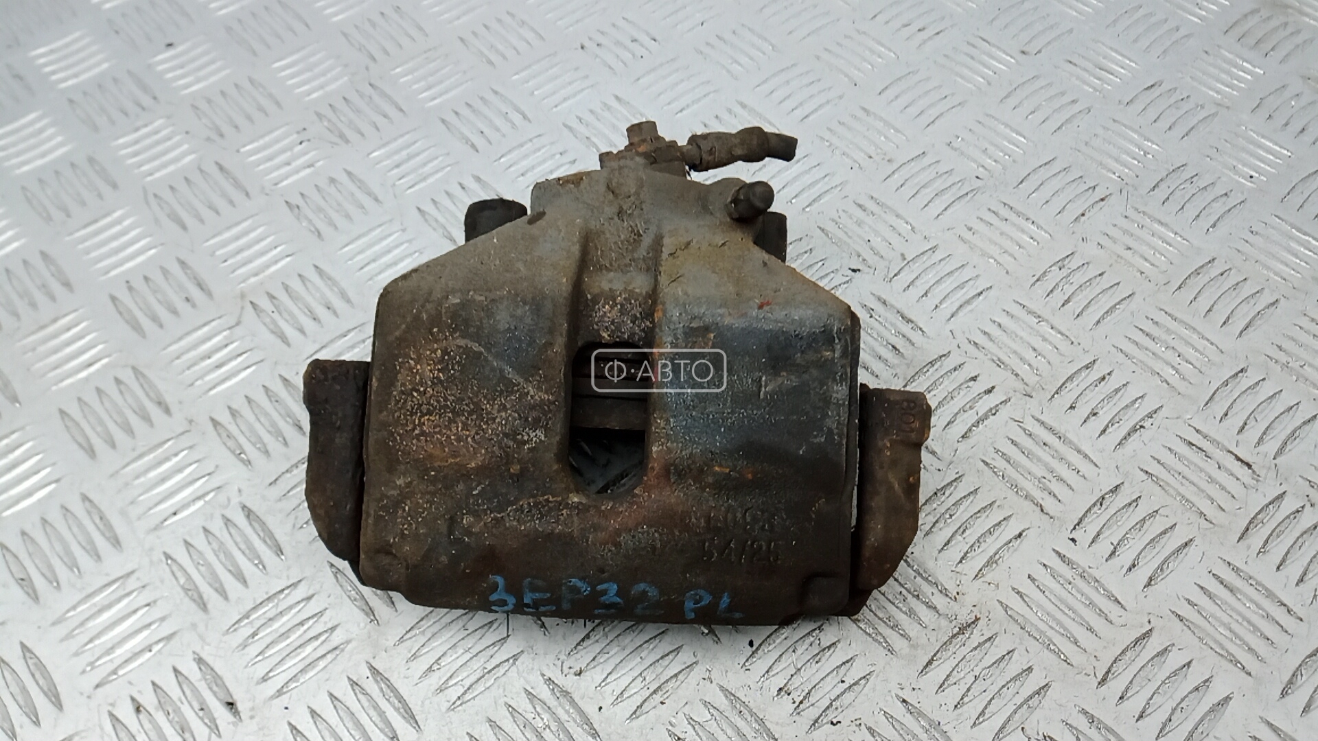 Суппорт тормозной передний левый