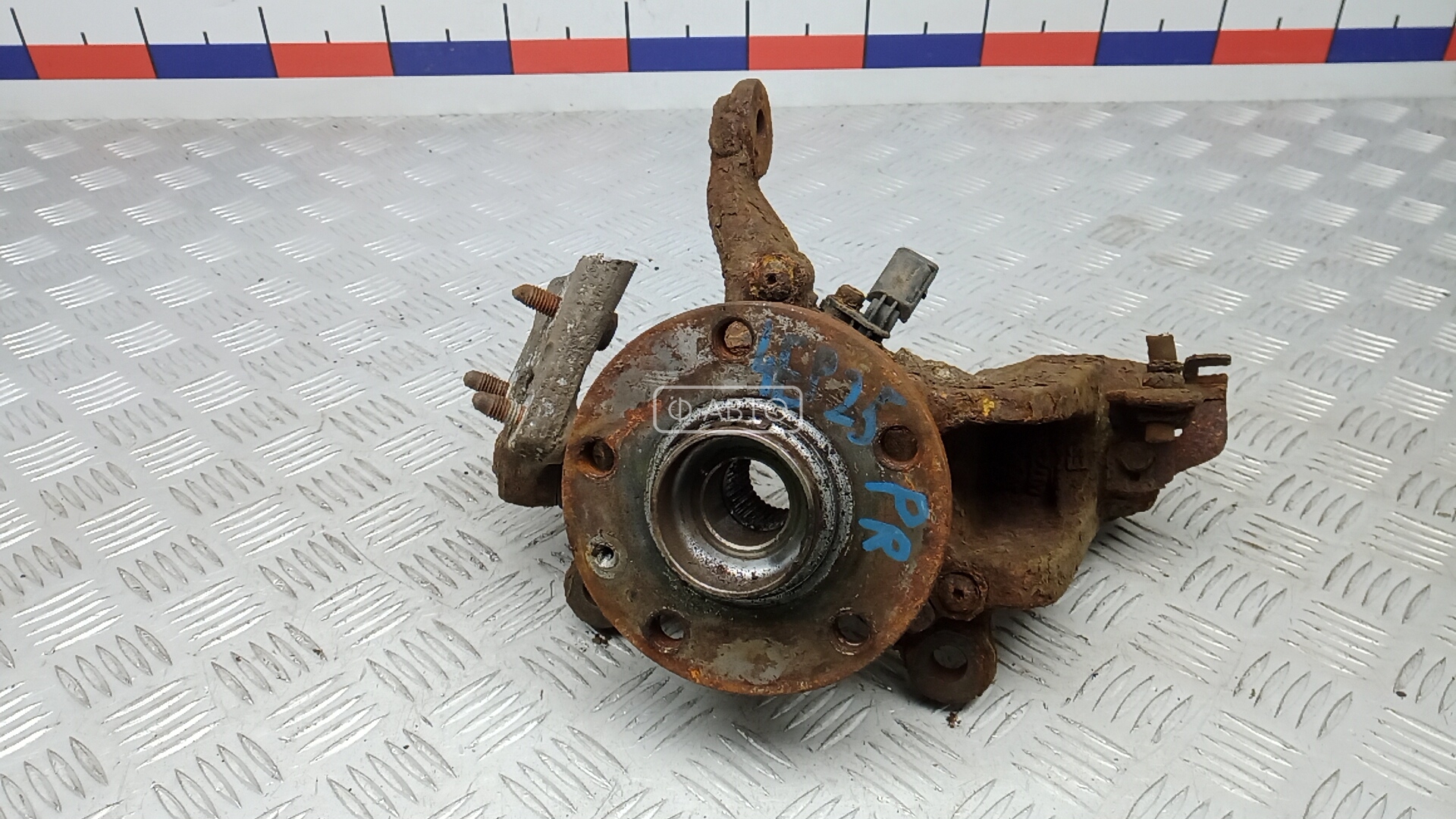 Ступица передняя правая