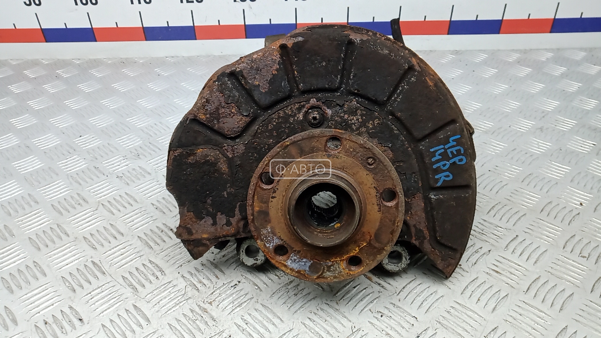 Ступица передняя правая