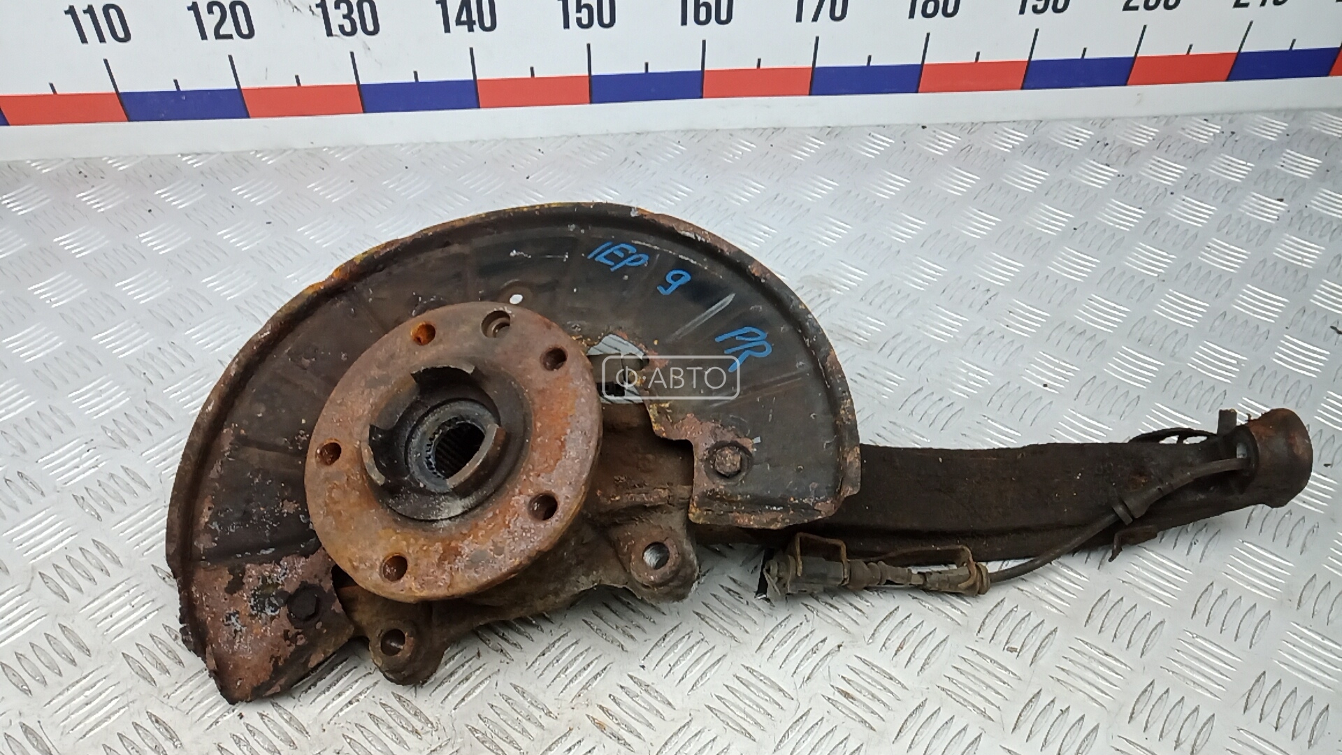 Ступица передняя правая