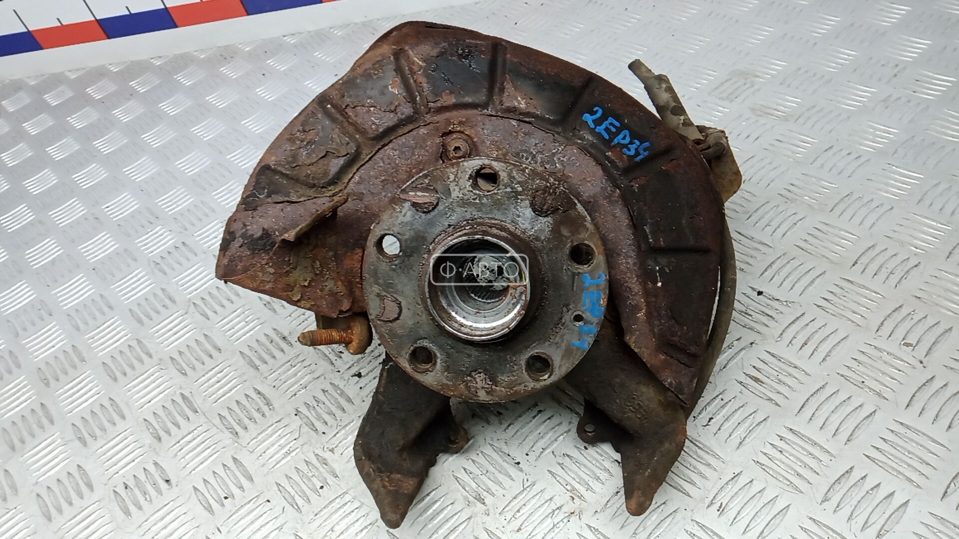 Ступица передняя правая