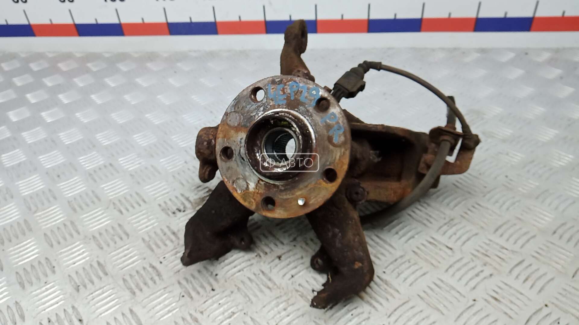 Ступица передняя правая