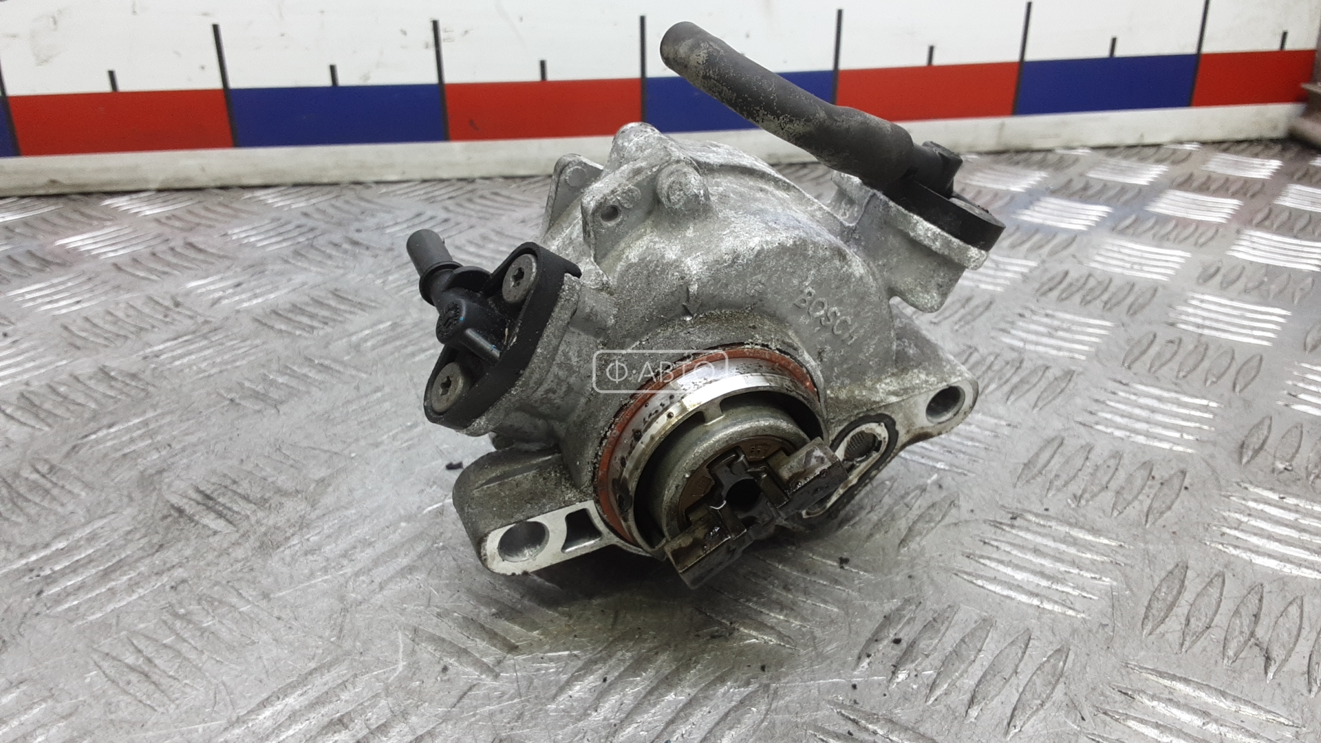 Насос вакуумный