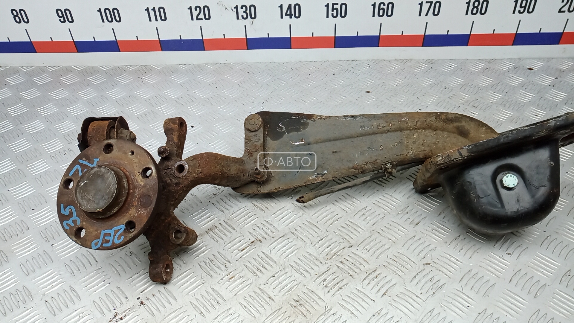 Ступица задняя левая