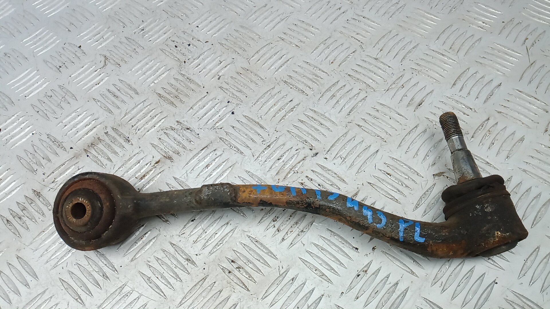 Рычаг передний нижний левый BMW X5 E53