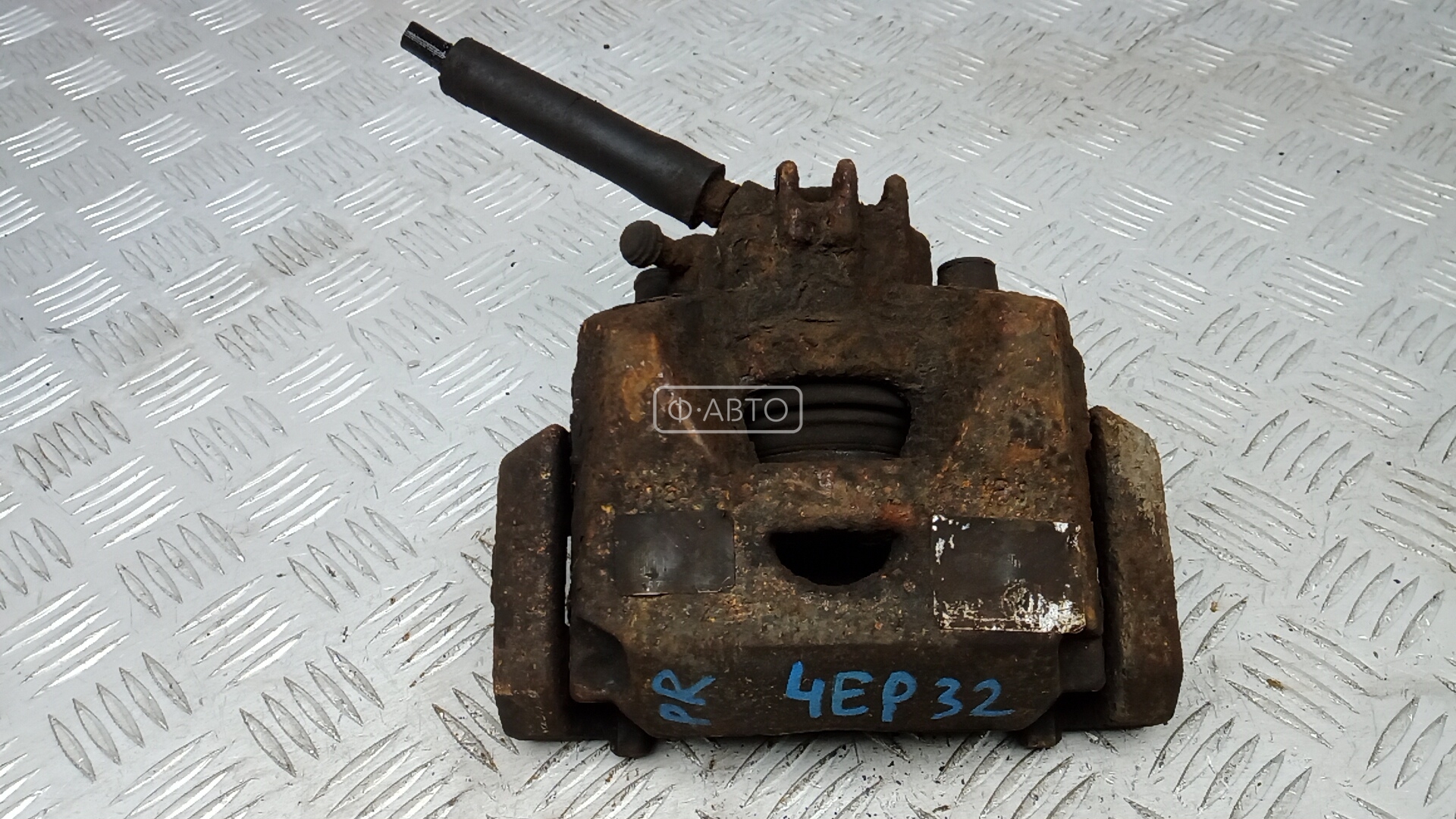 Суппорт тормозной передний правый