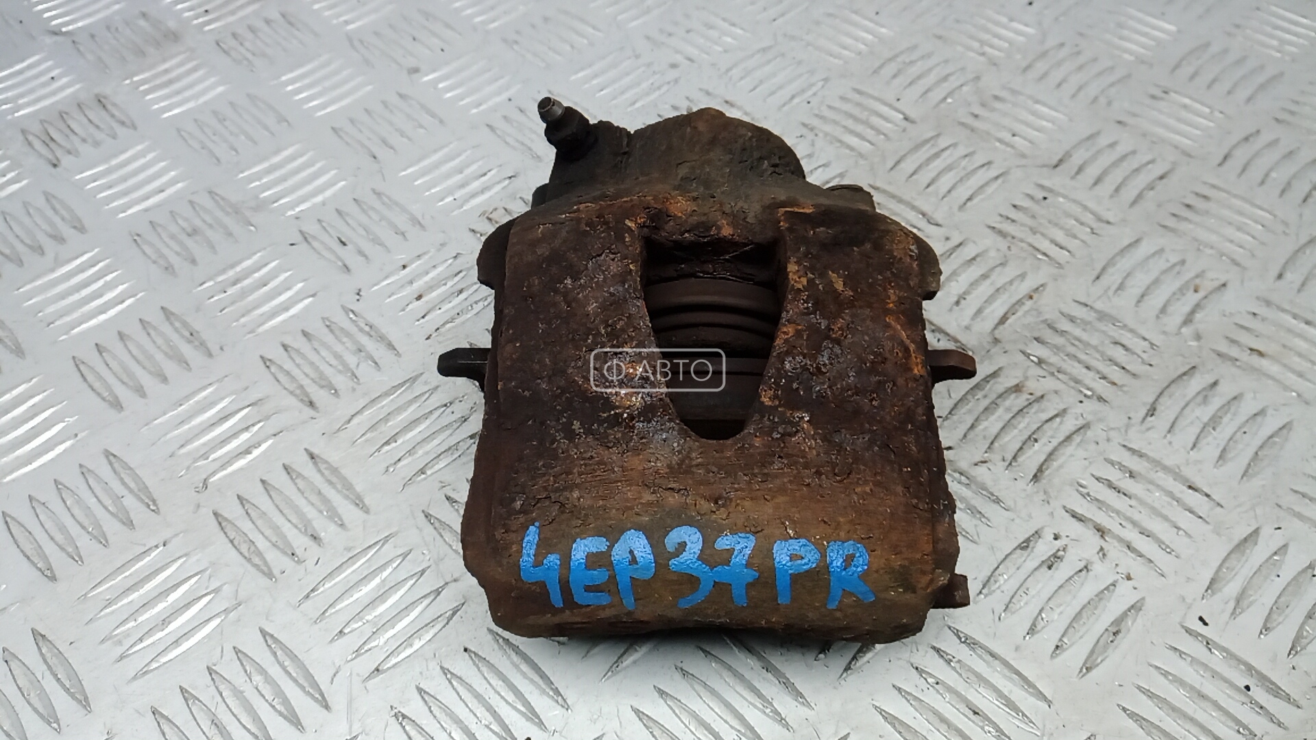 Суппорт тормозной передний правый