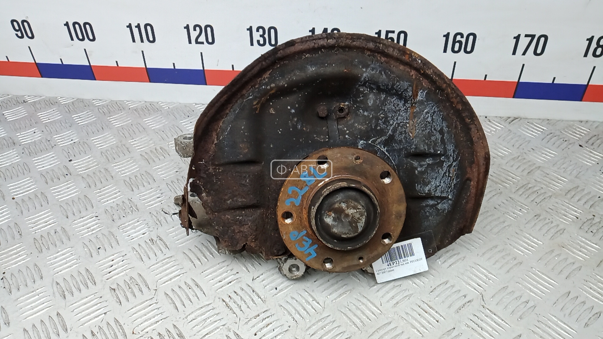 Ступица задняя левая