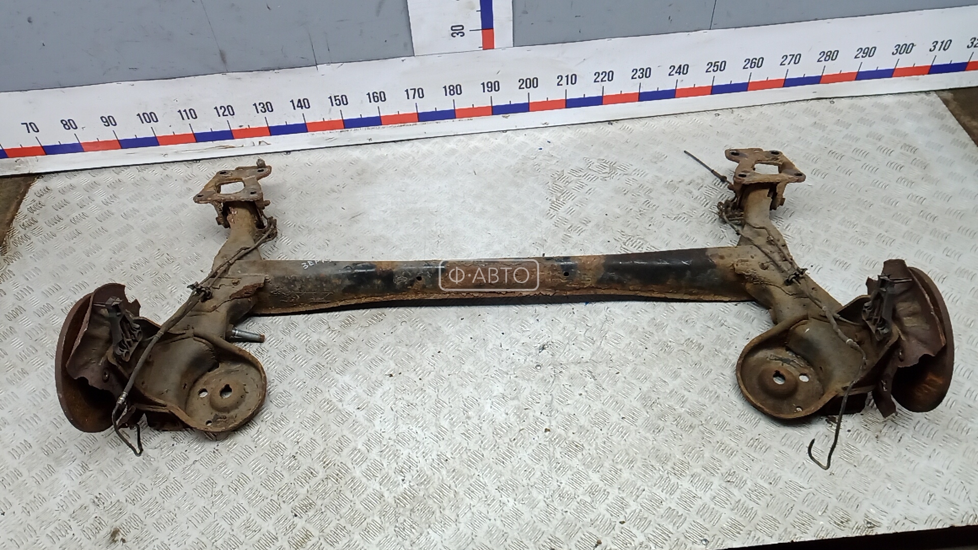 Балка задняя