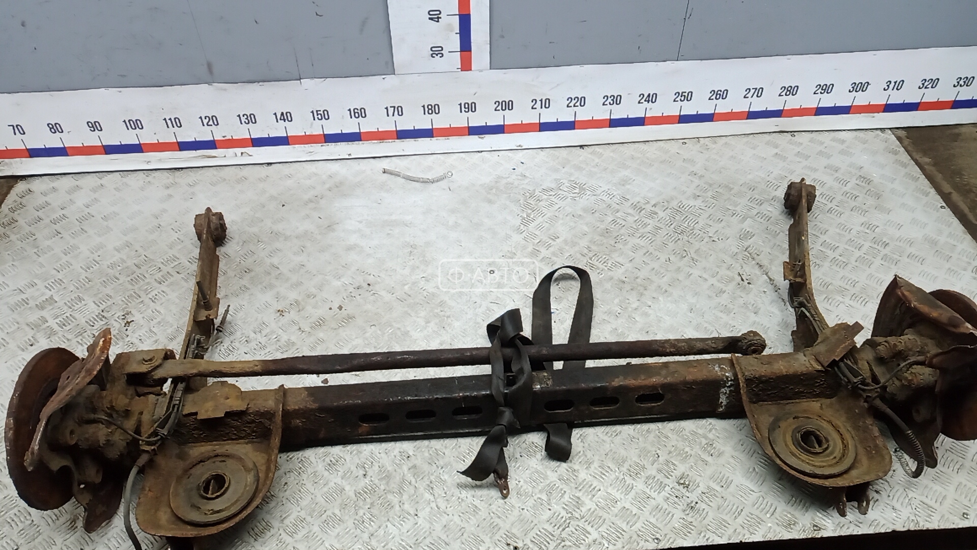 Балка задняя