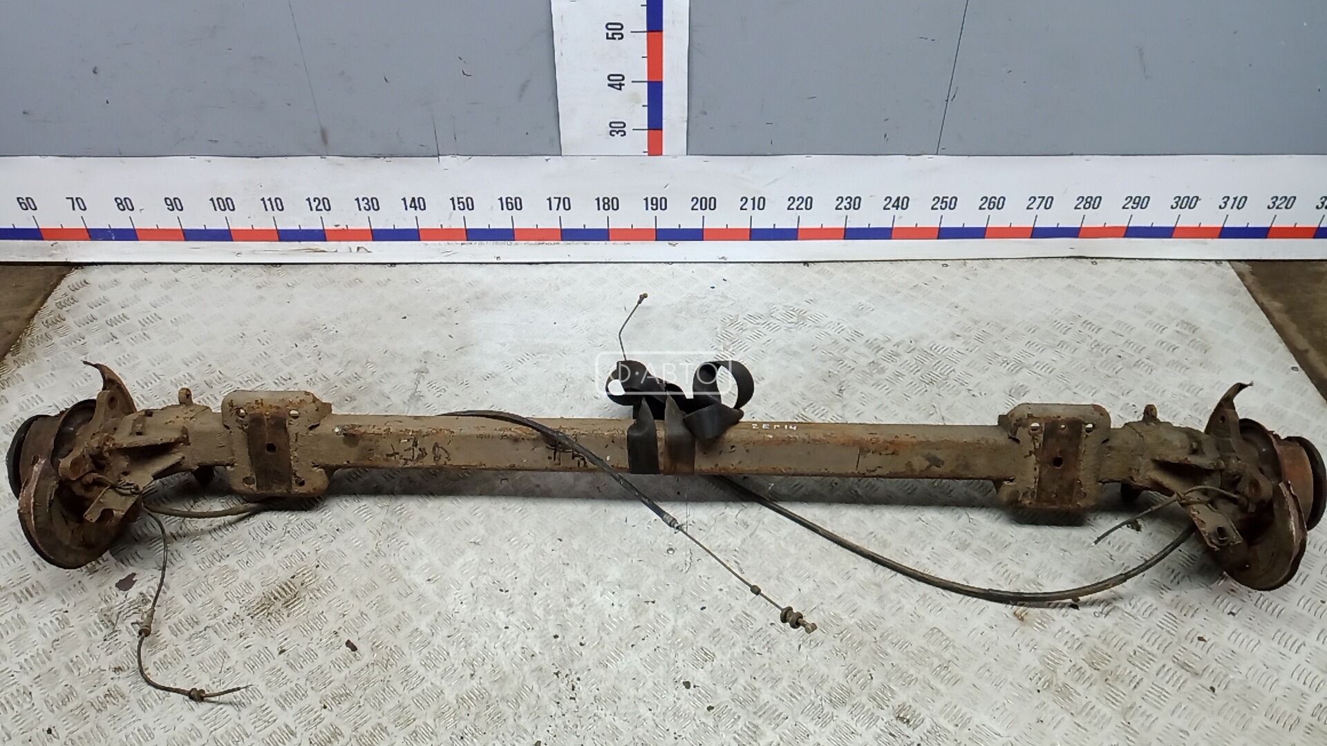 Балка задняя