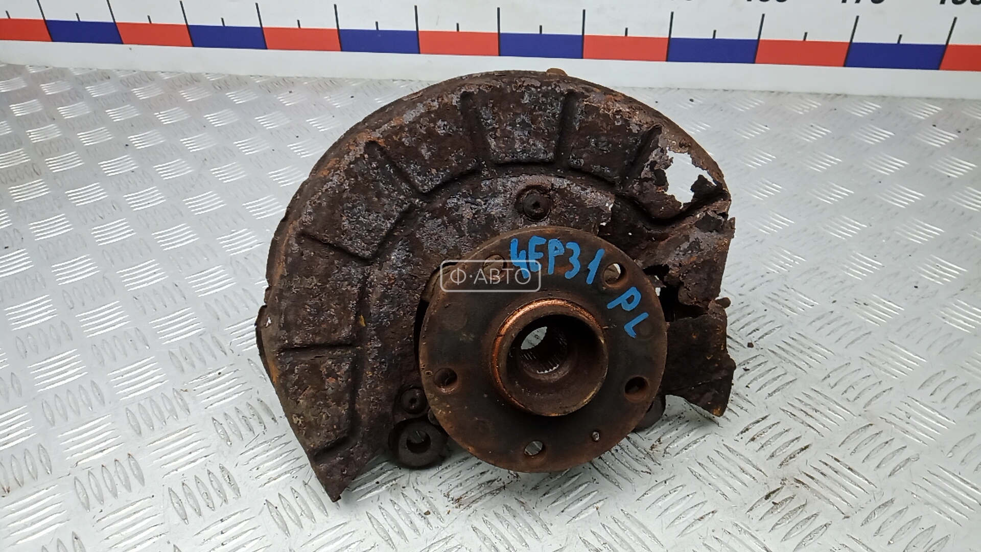 Ступица передняя левая
