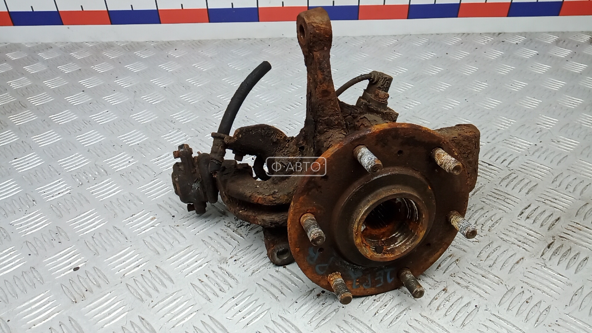 Ступица передняя правая