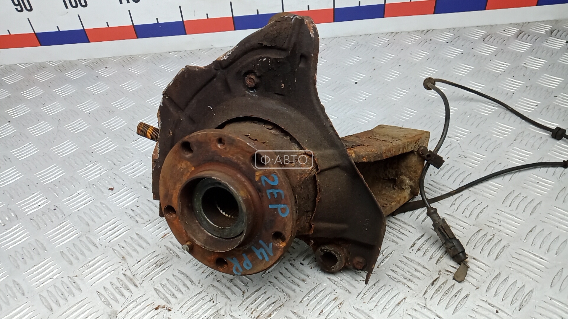 Ступица передняя правая