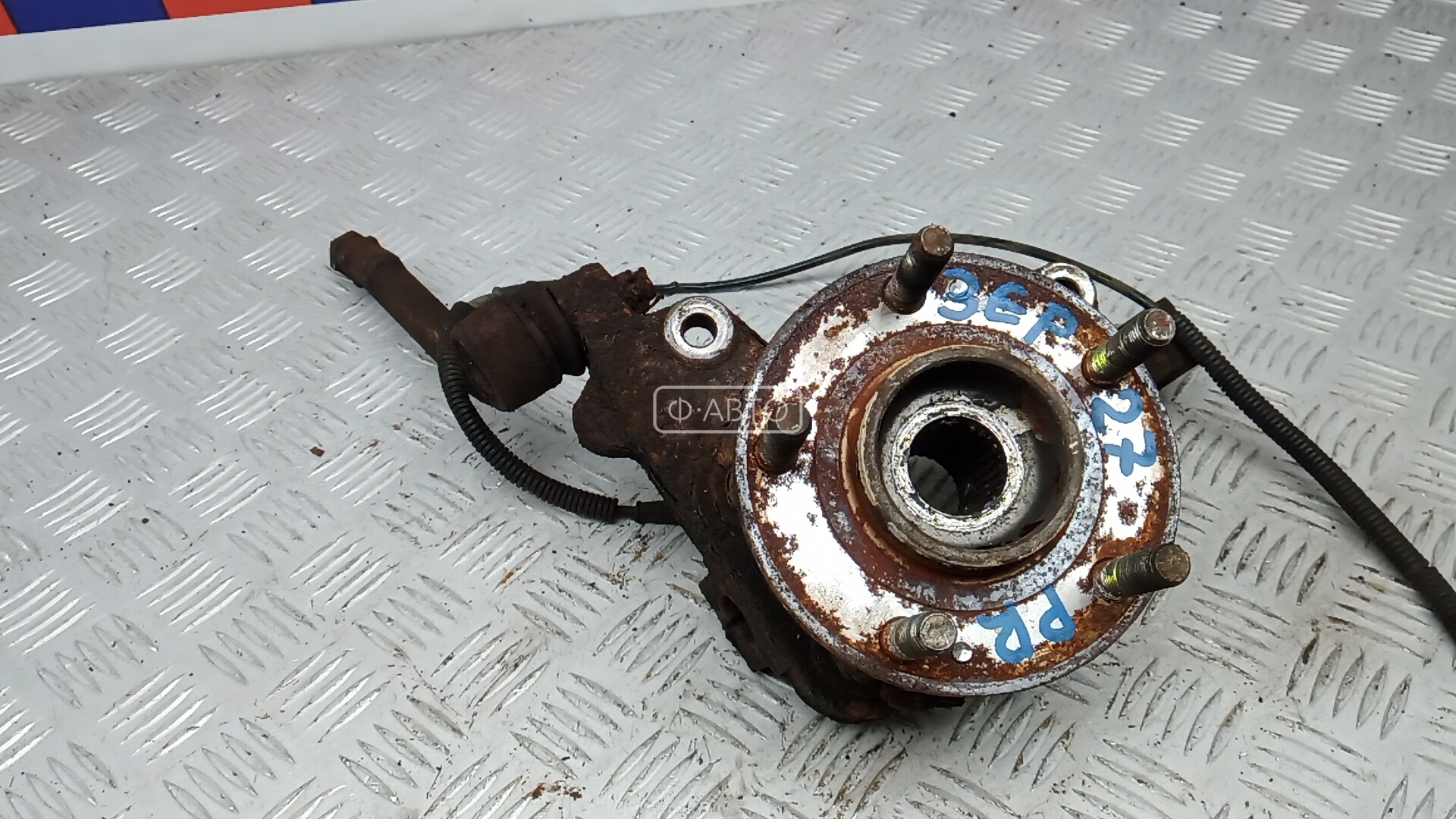 Ступица передняя правая