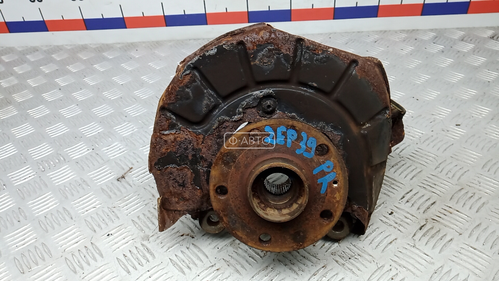 Ступица передняя правая