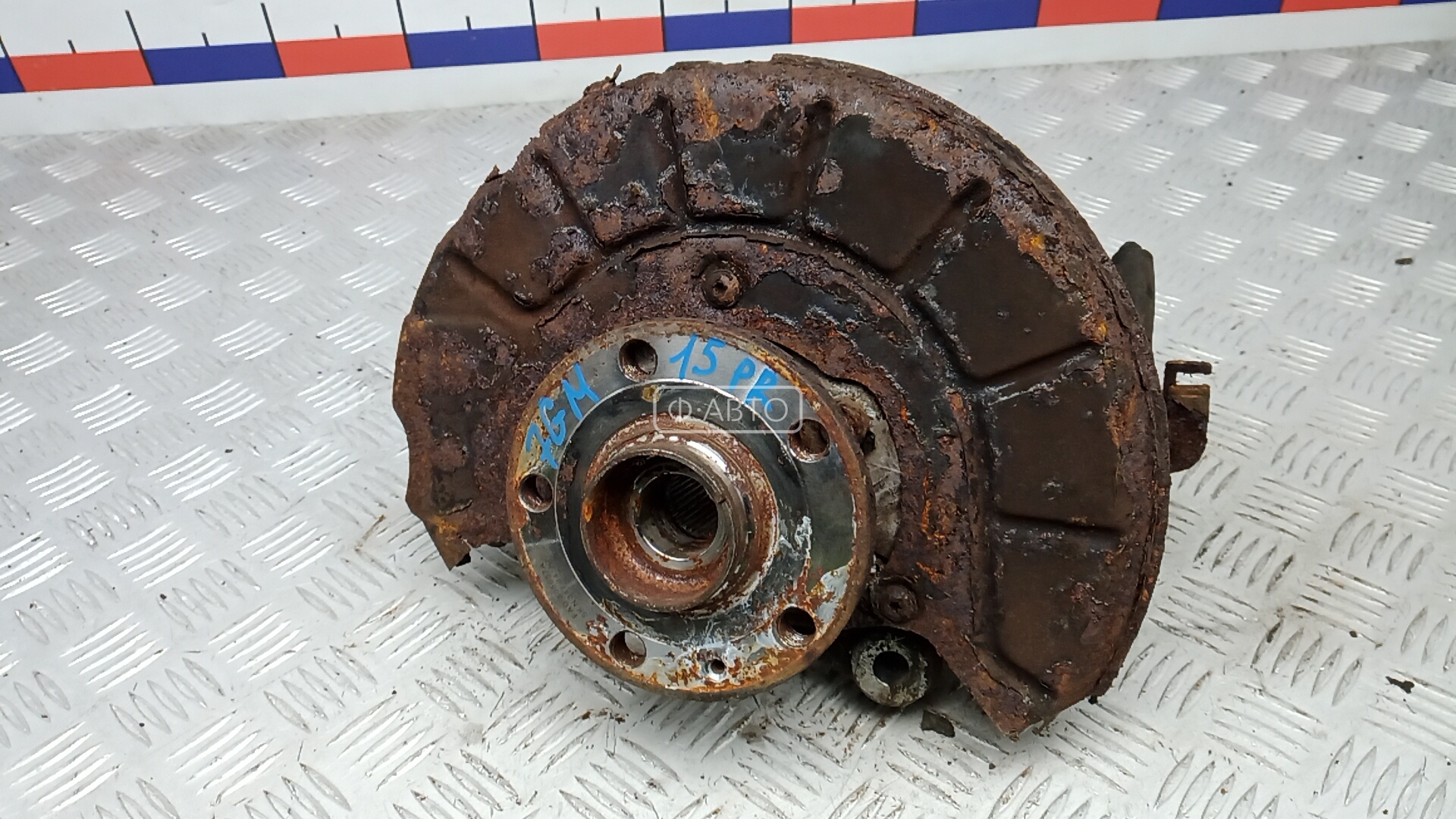 Ступица передняя правая