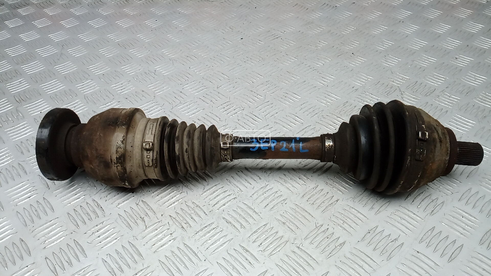 Привод передний левый