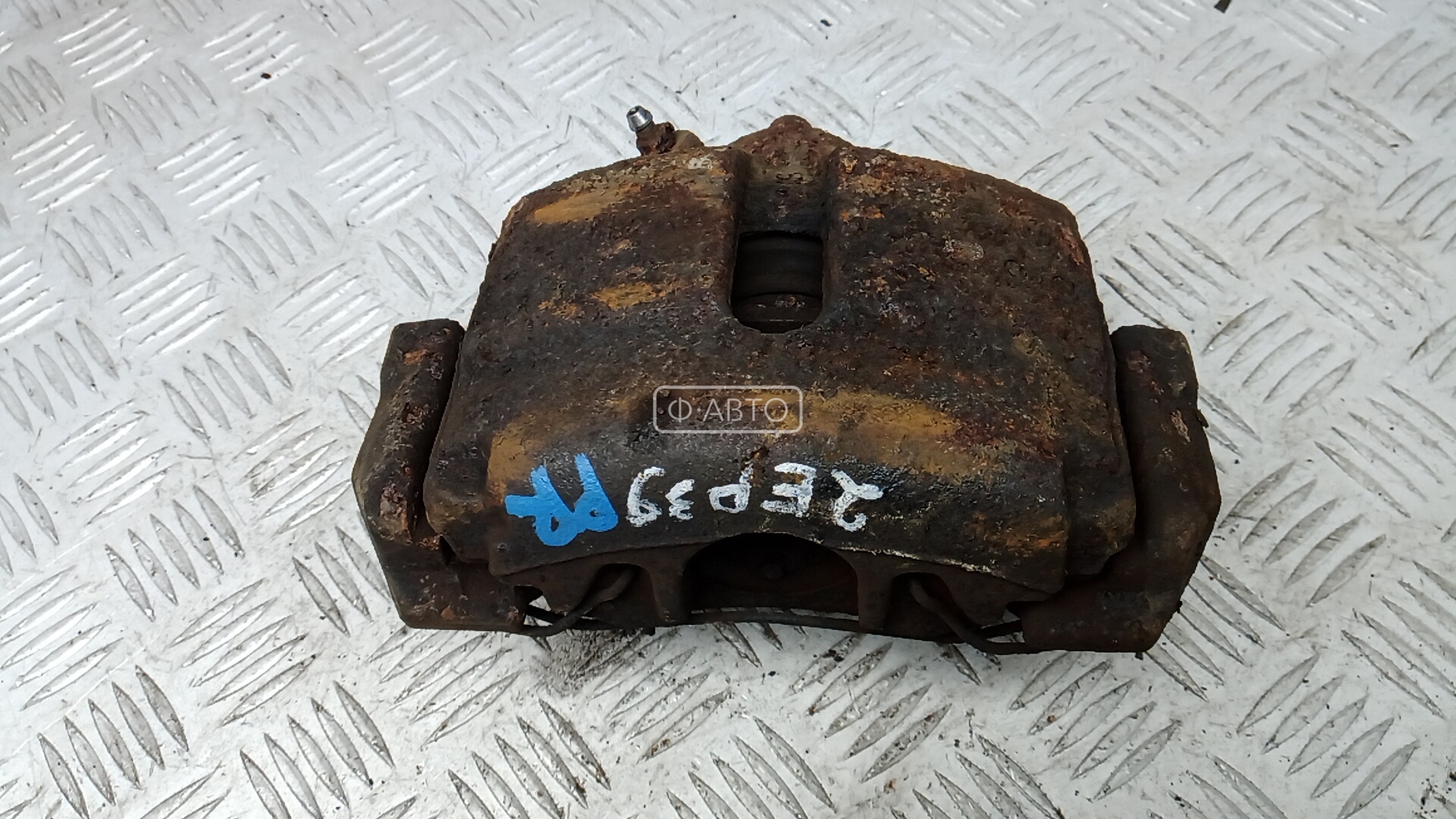 Суппорт тормозной передний правый