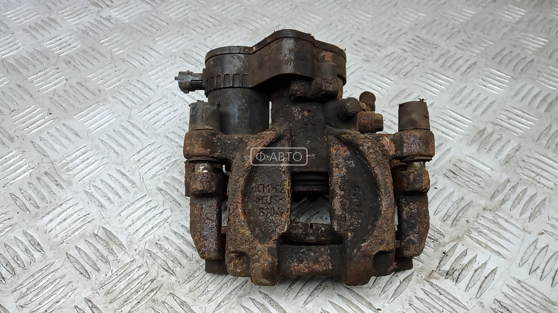 Суппорт тормозной задний правый