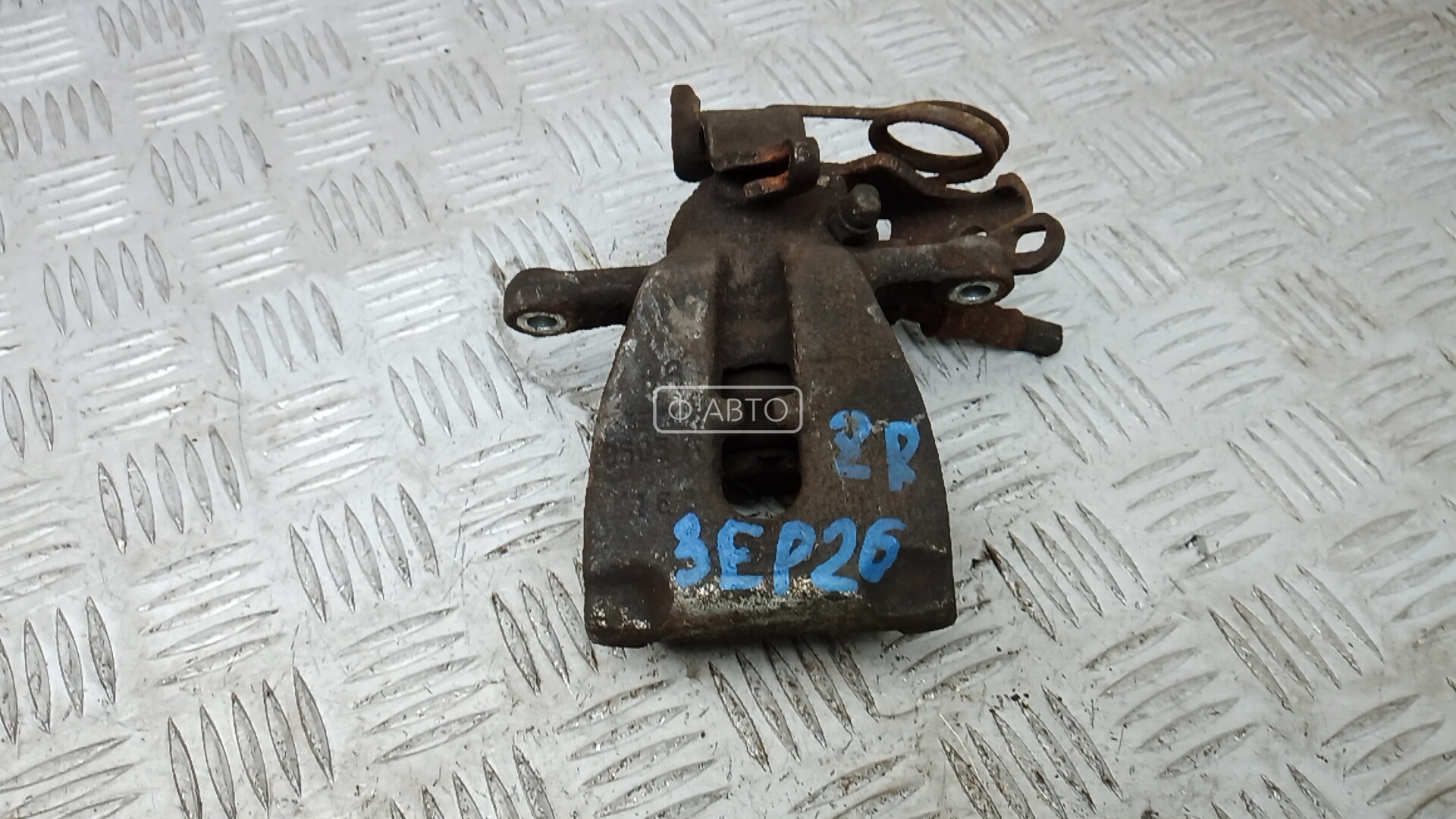 Суппорт тормозной задний правый