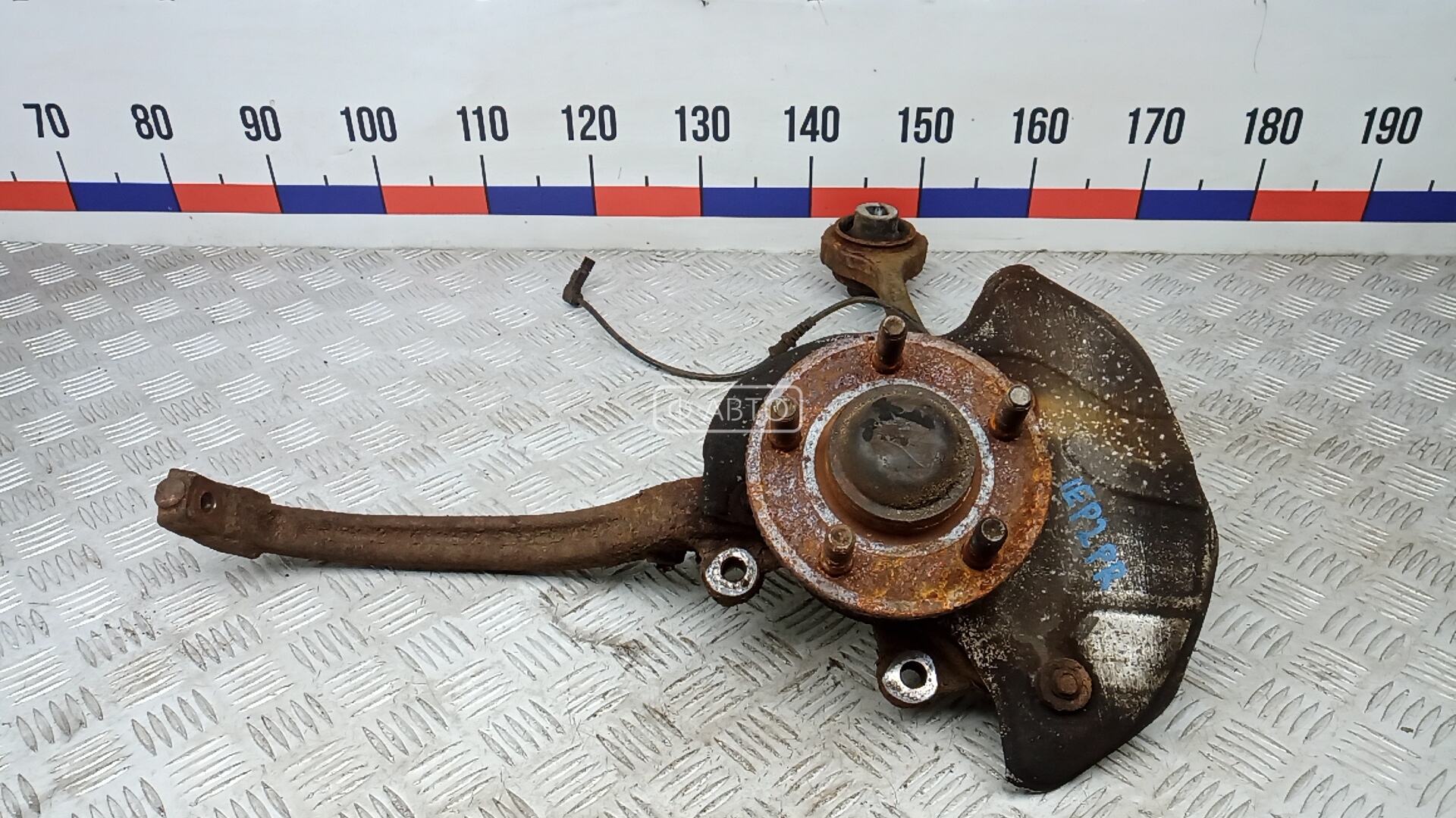 Ступица передняя правая