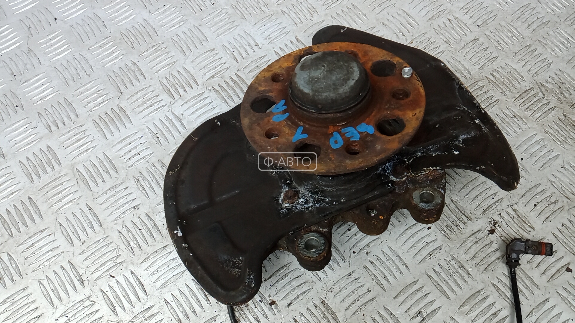 Ступица передняя правая