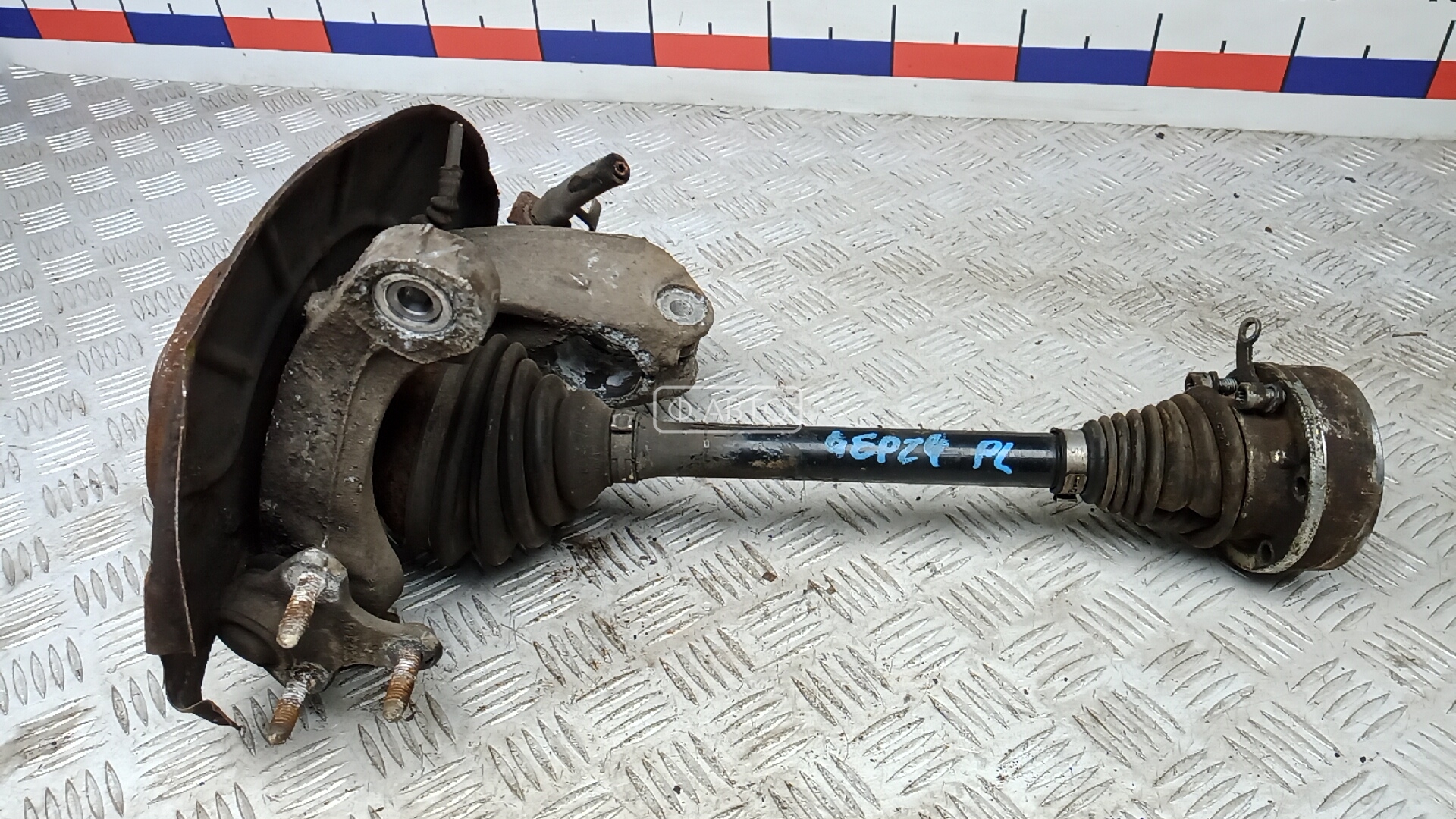 Привод передний левый